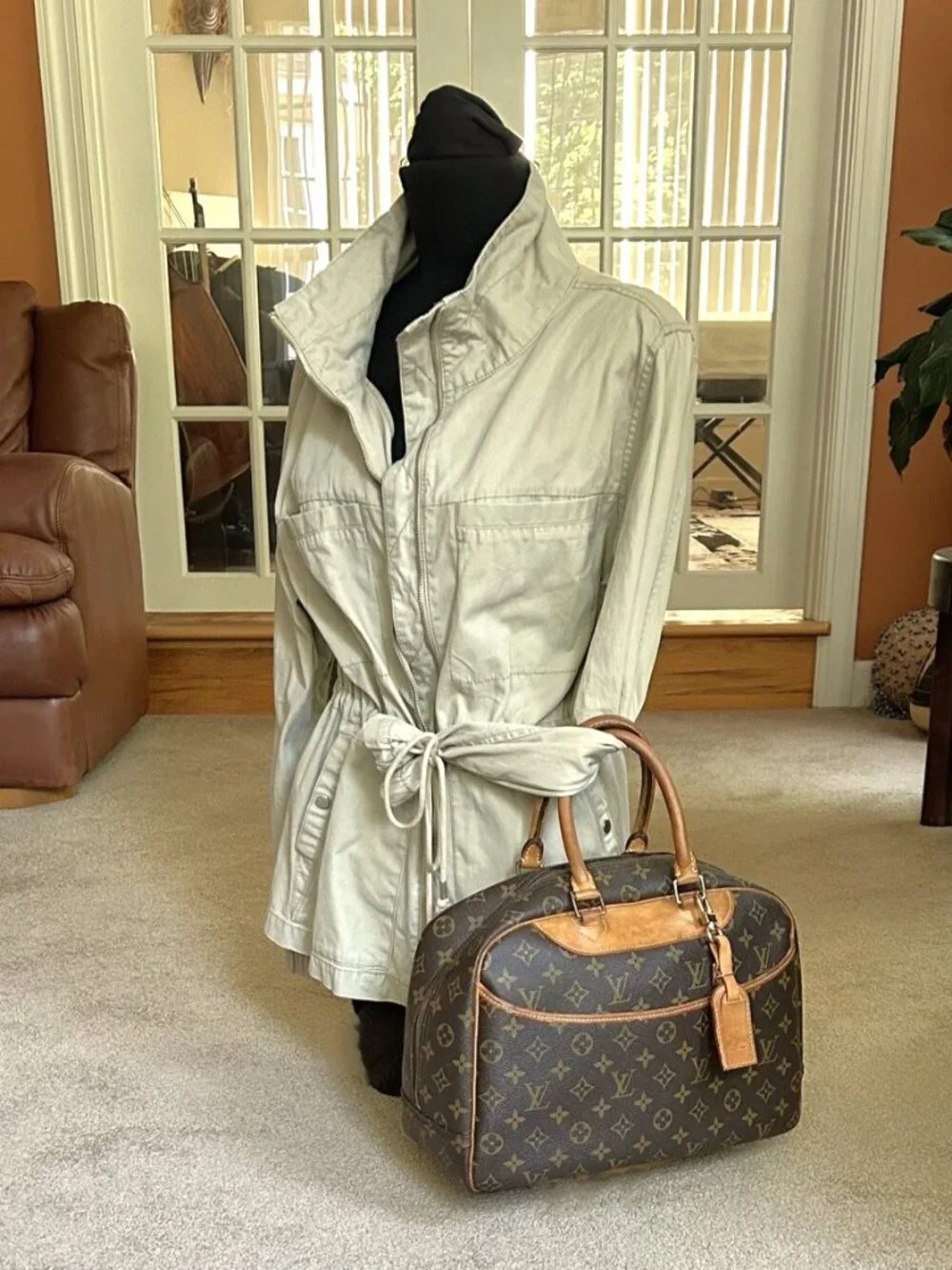 LOUIS VUITTON Monogram Deauville Tote Bag